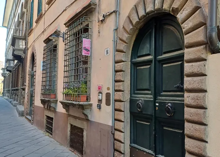 Hotel La Colonna  Lucca