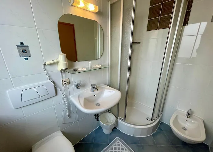 B&B Transit Rooms - Your Stopover, Free Parking Vipiteno