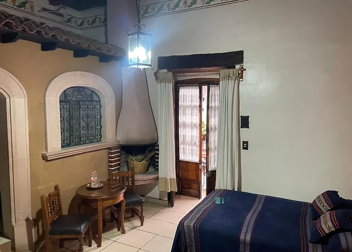 Hotel Los Escudos Pátzcuaro