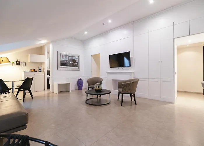 Montenapoleone Suites Milano