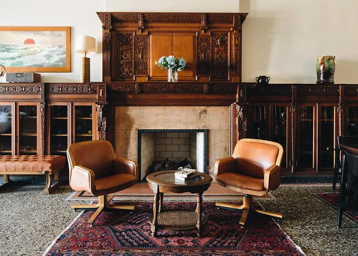Hotel Chicago Athletic Association, Part Of Hyatt
