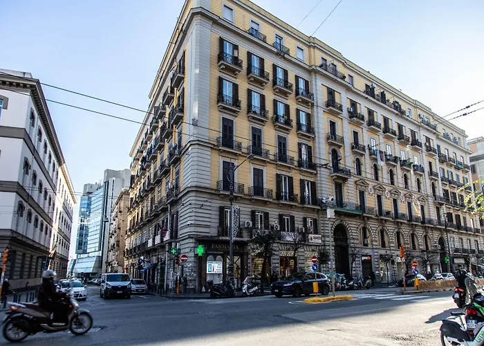 Hotel Mamalu - Corso Umberto 35 Napoli