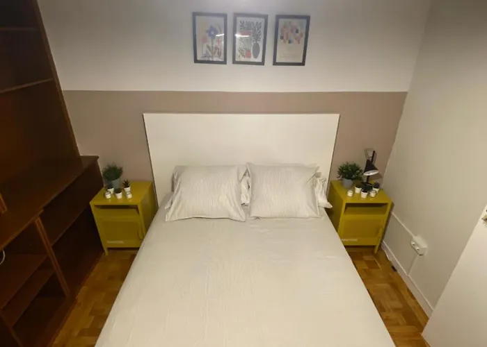 Santa Engracia Street, Private rooms Madrid