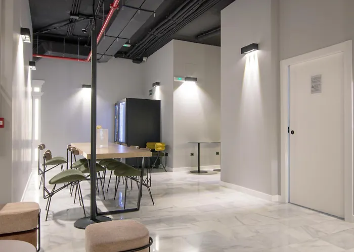 Hostal Superlativo Trinidad Málaga