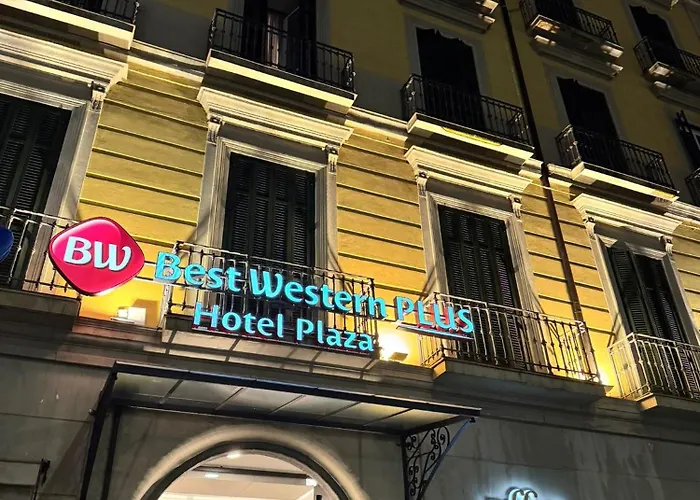 Best Western Plus Hotel Plaza Nápoles
