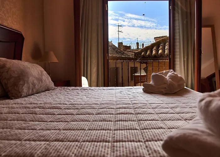 Caserío de Aljibillos 5 hab 8 camas 4 baños Toledo