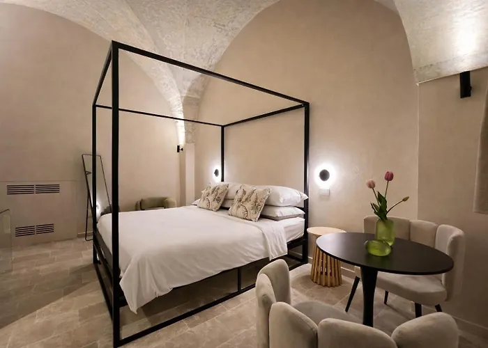 Hotel Cava Urban Relais & Pool Lecce