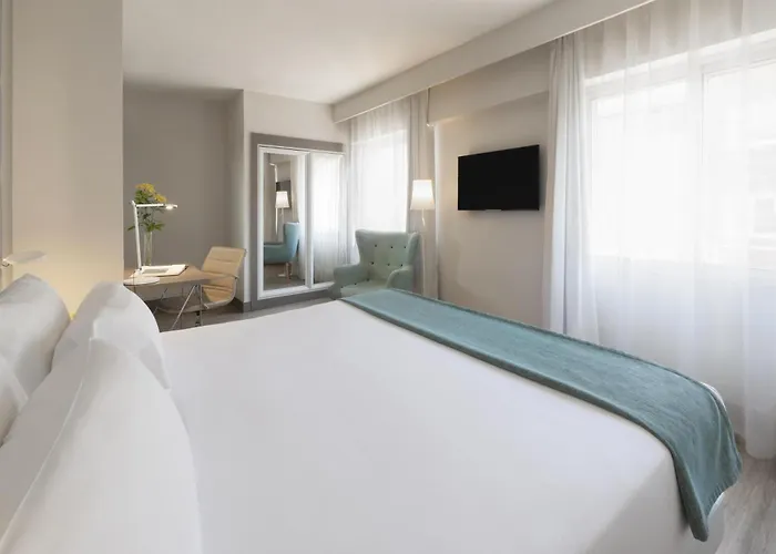 Nh Madrid Zurbano Hotel