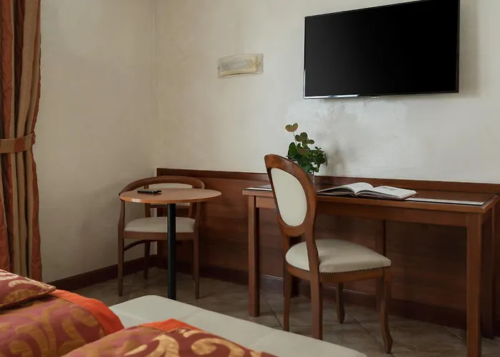 Hotel Athena Siena
