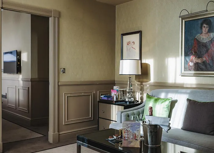 Althoff St James'S Hotel & Club Londra