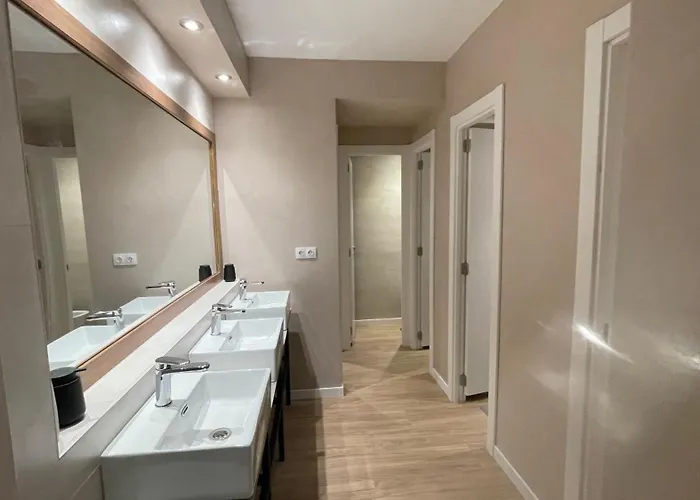 Albergue Onefam Les Corts Barcelona