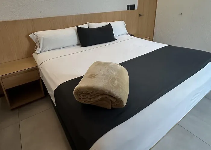 Hotel Emperador centro Guadalajara y Remodelado