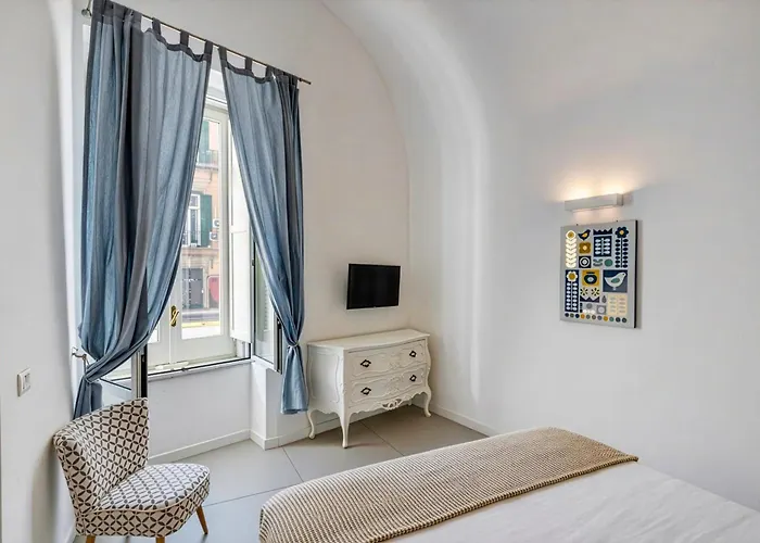 Bed and Breakfast A Casa di Anna Napoli