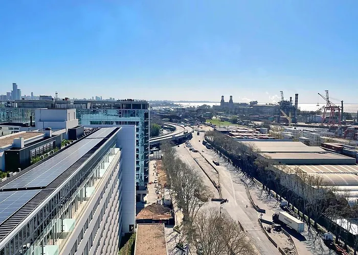 Almarena Puerto Retiro Affiliated by Meliá Aparthotel Buenos Aires