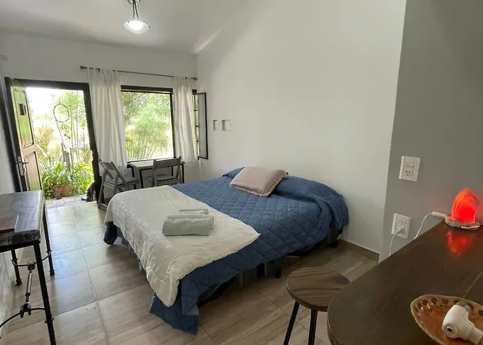 Casa laberinto, Entre cerros, cómoda cama de 2x2 Salta