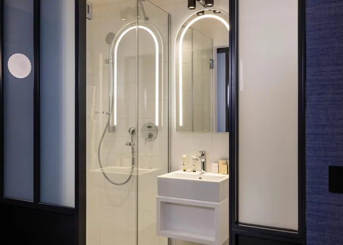 Best Western Plus Bretagne Montparnasse París