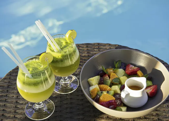 Hotel Pullman Santiago El Bosque