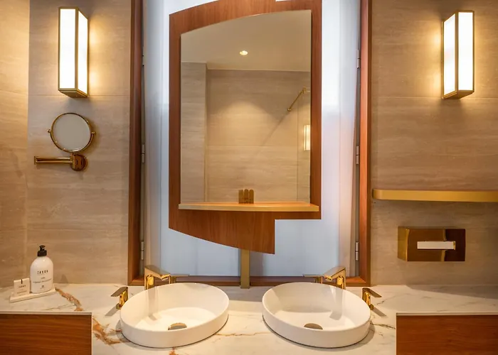 Hotel La Bourdonnais By Inwood Hotels París