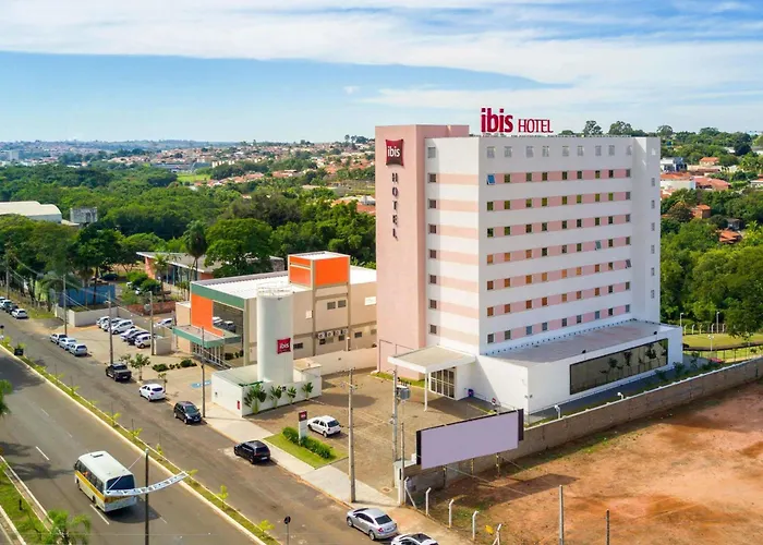 Ibis Catanduva Hotel