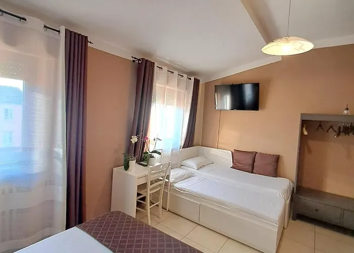 Bed and Breakfast Da Laura Lucca