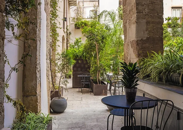 PALAZZO SANTAMARINA Luxury Suite&Spa Palermo
