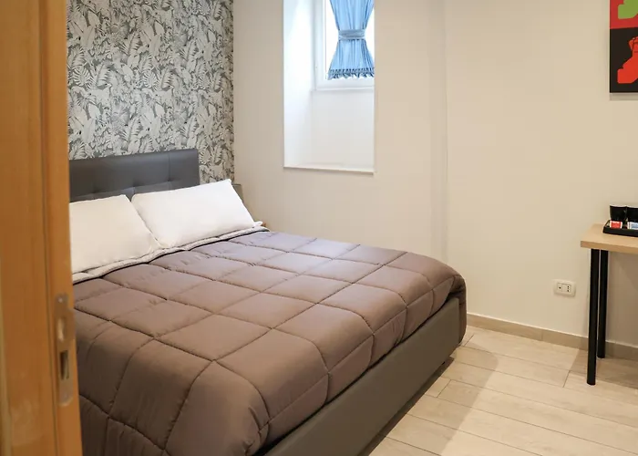 5 Santi Rooms Napoli