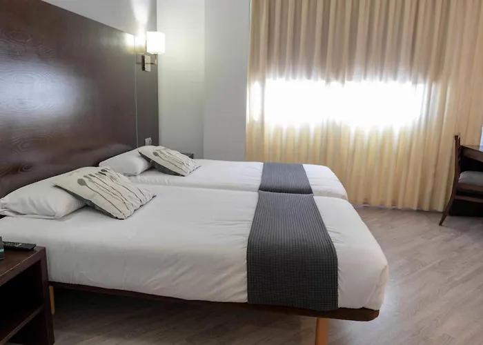 Hotel Cardeña by gaiarooms Burgos