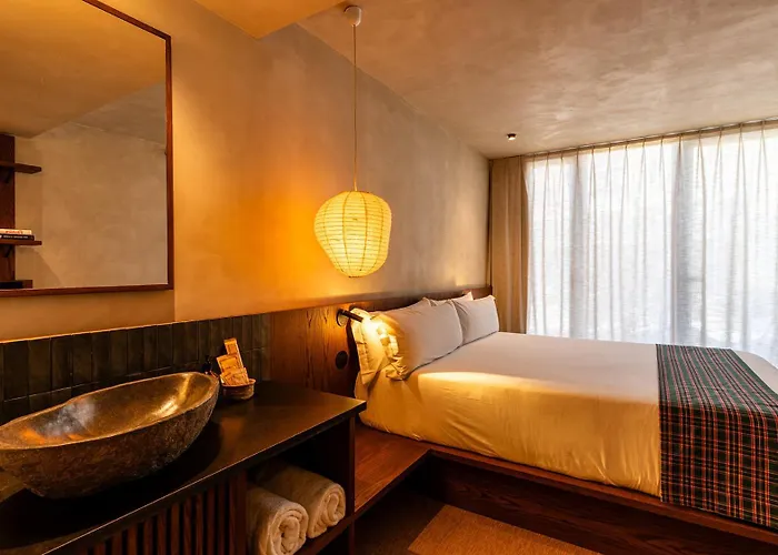 Chic&Basic Tokyo Hoose Oporto