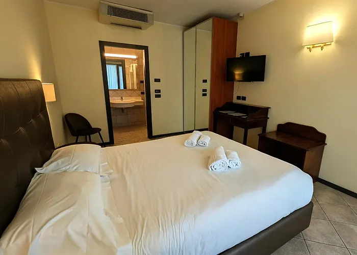 Yachting Hotel Mistral Sirmione