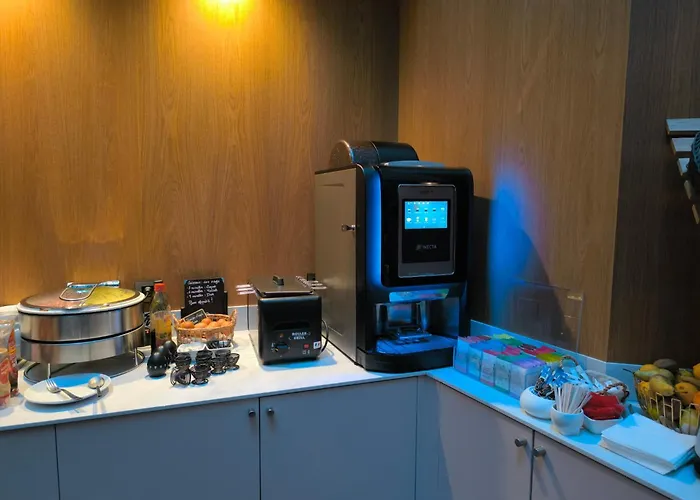 Maison Axel Opéra Parigi