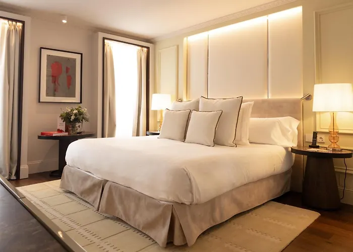 Hospes Puerta de Alcalá, a Member of Design Hotels Madrid