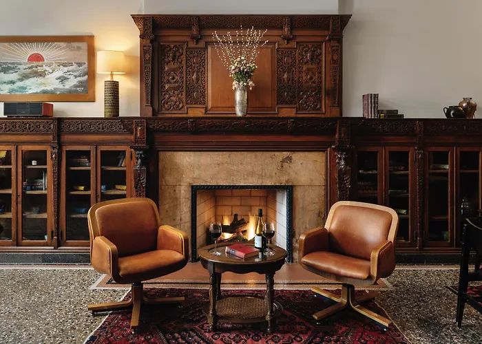 Hotel Chicago Athletic Association, Part Of Hyatt