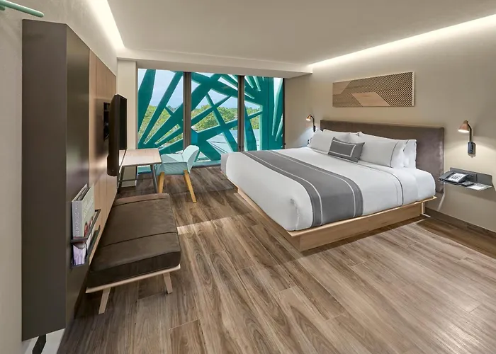 City Express Plus By Marriott Mérida