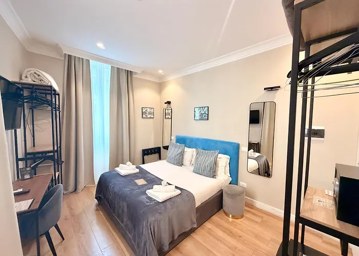 Ad Suites Tritone Roma