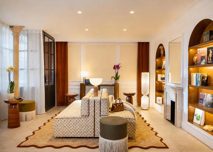 Almarine Eiffel Hotel & Spa By Malone París