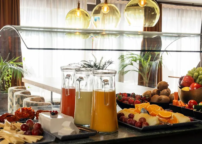 Chic & Basic Velvet Hotel Barcelona