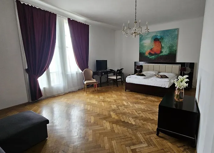 Hotel Pension Museum Vienna