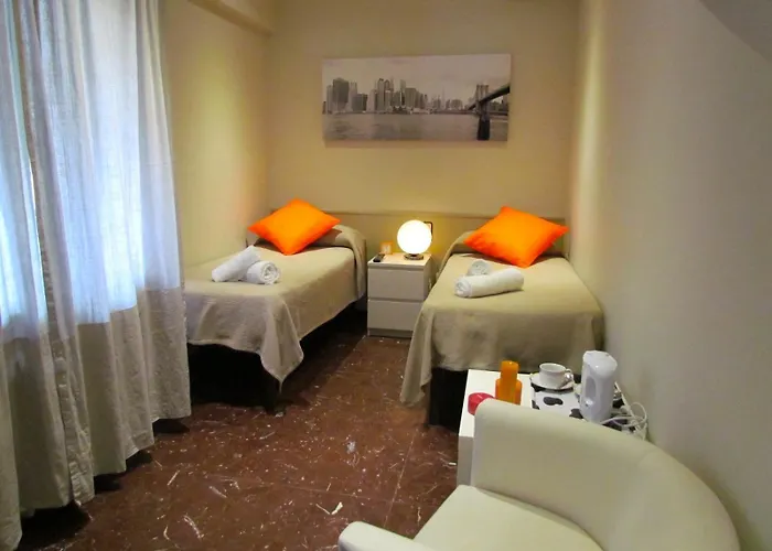 Barcelona City Street Hostal