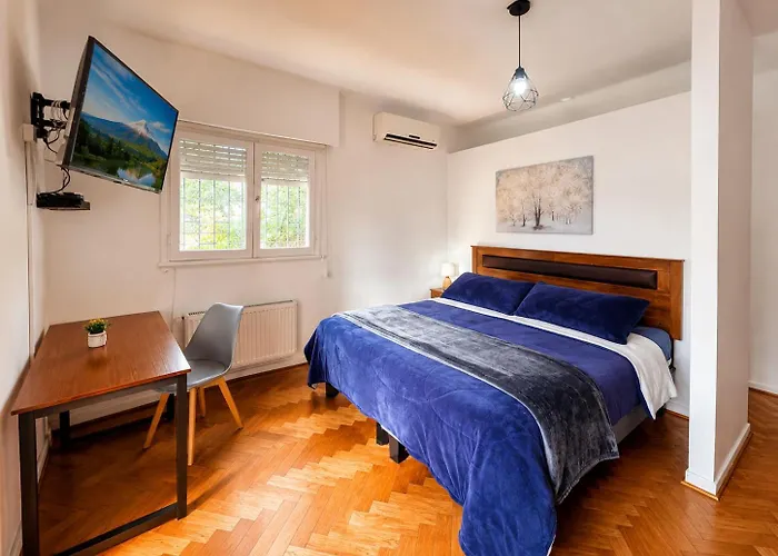 Maktvb Europa - Hostal Boutique Santiago de Chile
