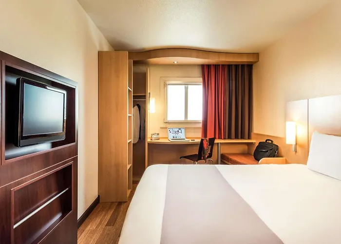 Hotel ibis Paris Montmartre Sacré-Coeur