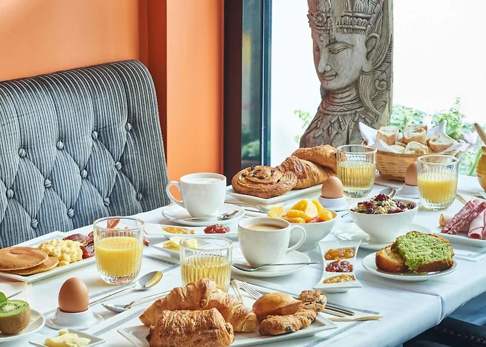 Mercure Tour Eiffel Grenelle París