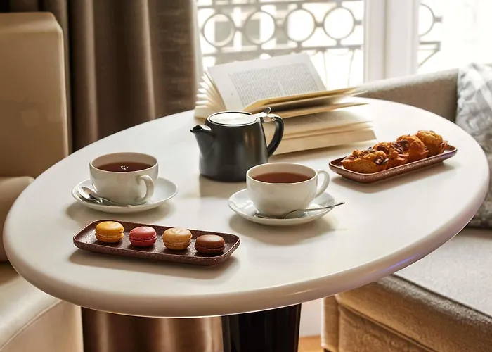 Hotel Sofitel Paris Arc De Triomphe