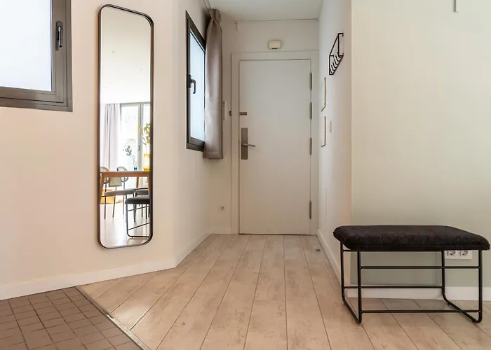 Limehome Barcelona Rector Triado