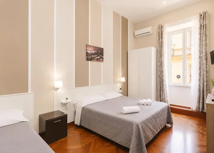 Bamba Luxury Suites Napoli Central Station