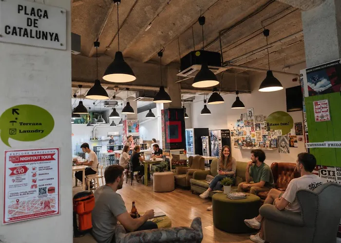 Hola Hostal Eixample Barcellona