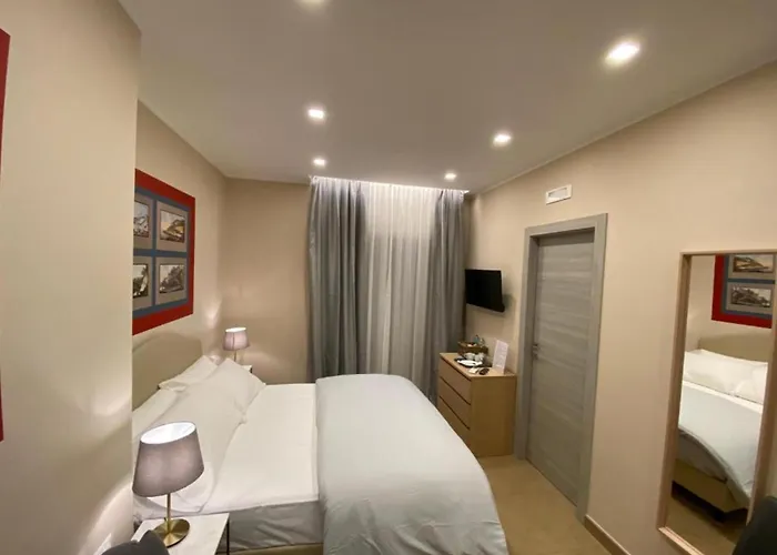 Mdc Luxury Rooms Napoli