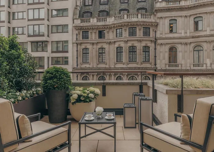 Four Seasons Hotel London At Park Lane