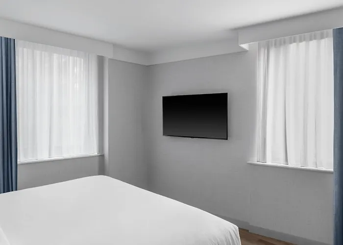 Four Points By Sheraton New York Downtown