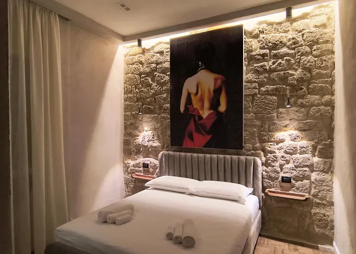 Plebiscito Suite Apartment Napoli