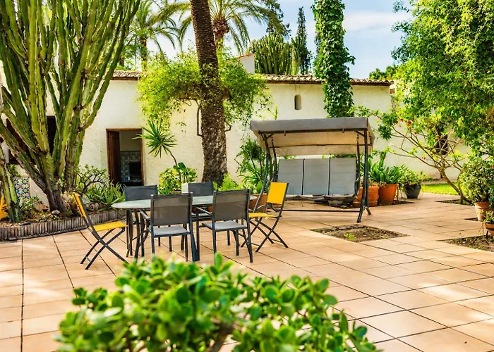 Bed and Breakfast Pink Lemon House Elche